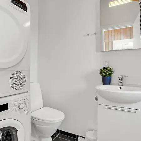 4 Bedroom Cozy In Haderslev بيت للعطل *