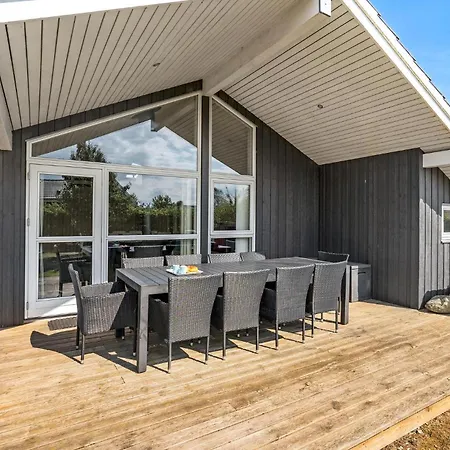 4 Bedroom Cozy In Haderslev بيت للعطل *